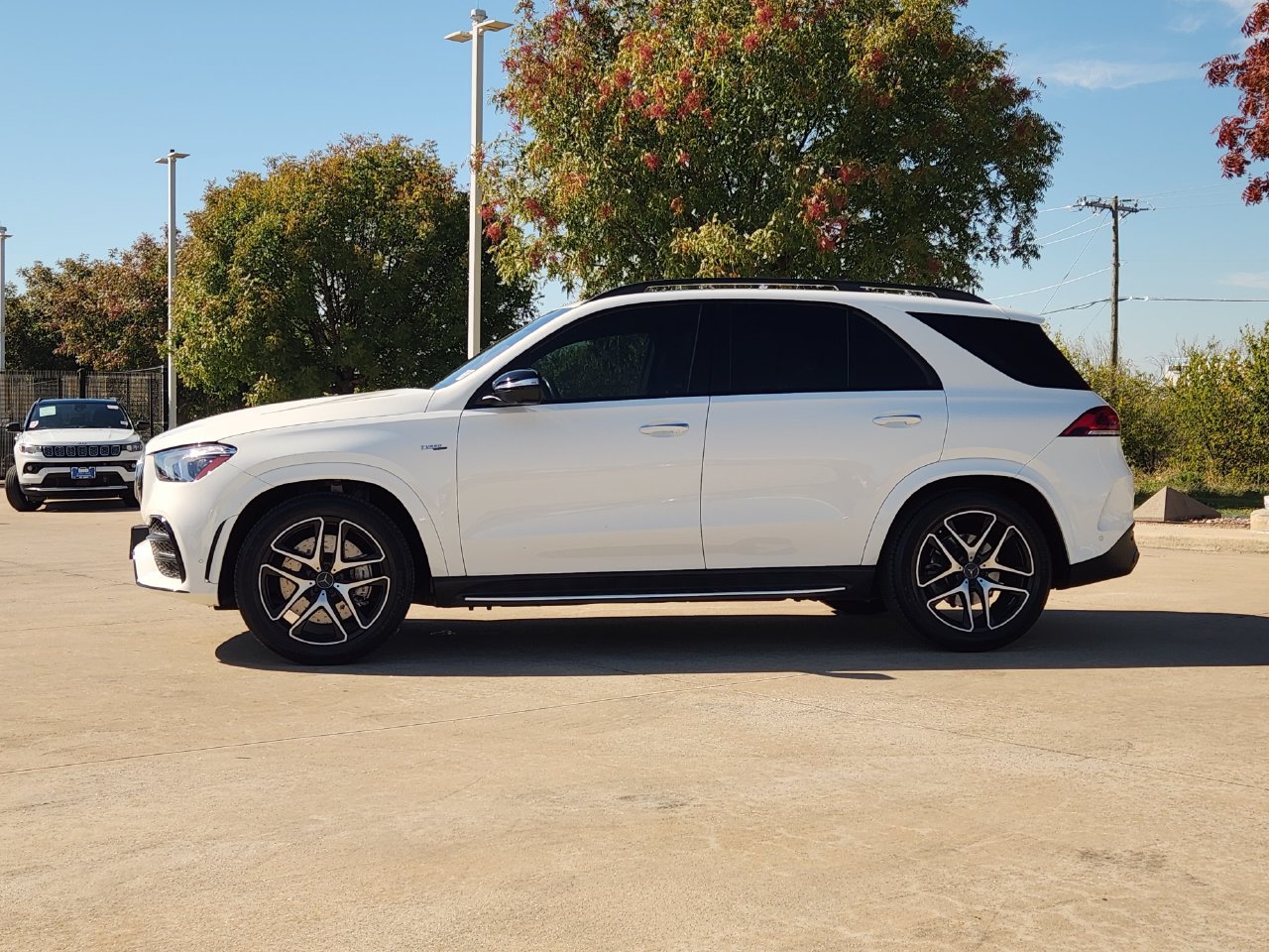 Used 2023 Mercedes-Benz GLE 53 AMG 4MATIC image 4