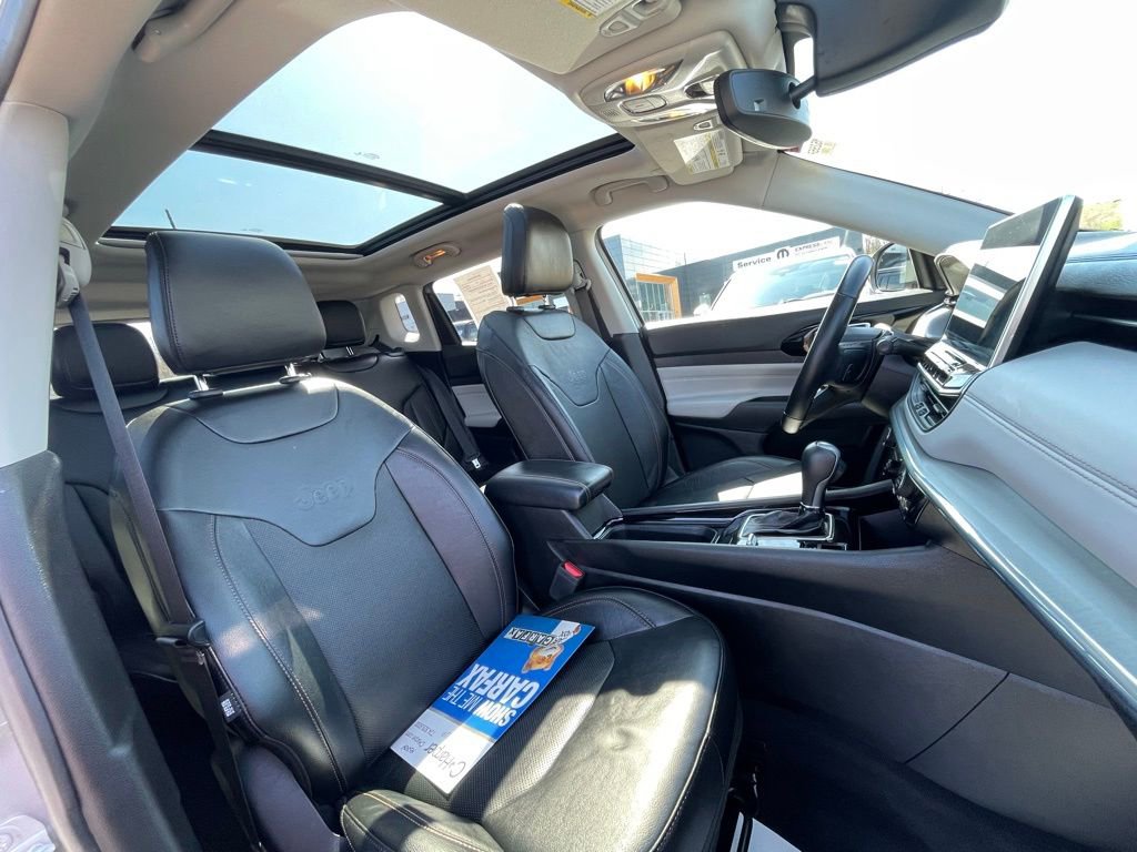 Certified 2022 Jeep Compass Limited w/ Sun and Sound Group image 14