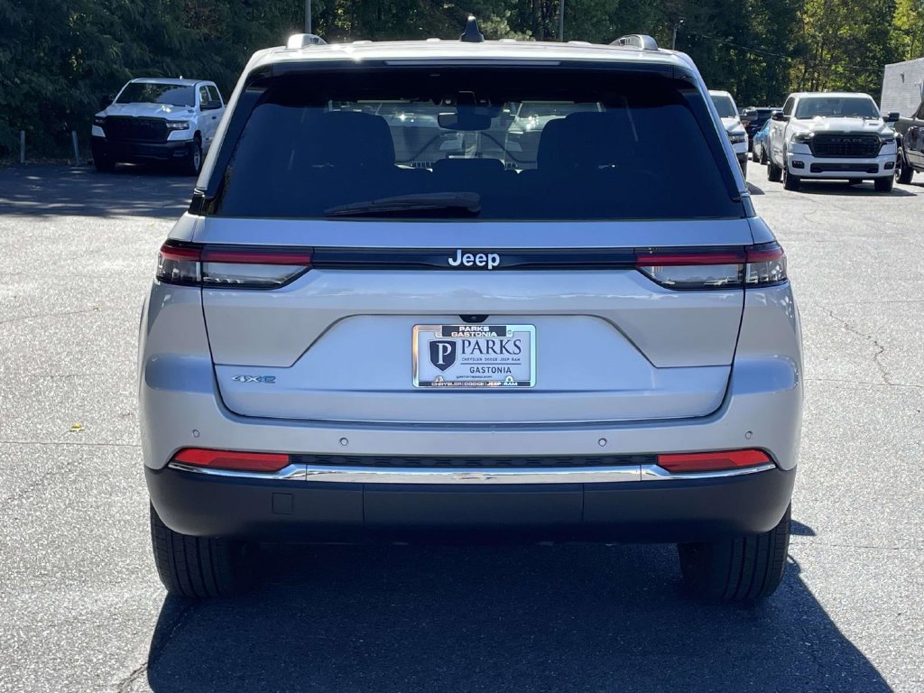 Certified 2024 Jeep Grand Cherokee Limited 4xe AWD/4WD image 8