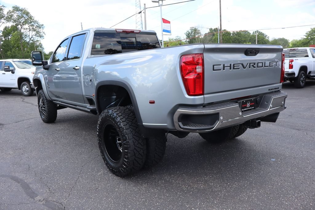 New 2026 Chevrolet Silverado 3500 LTZ w/ LTZ Plus Package AWD/4WD image 3