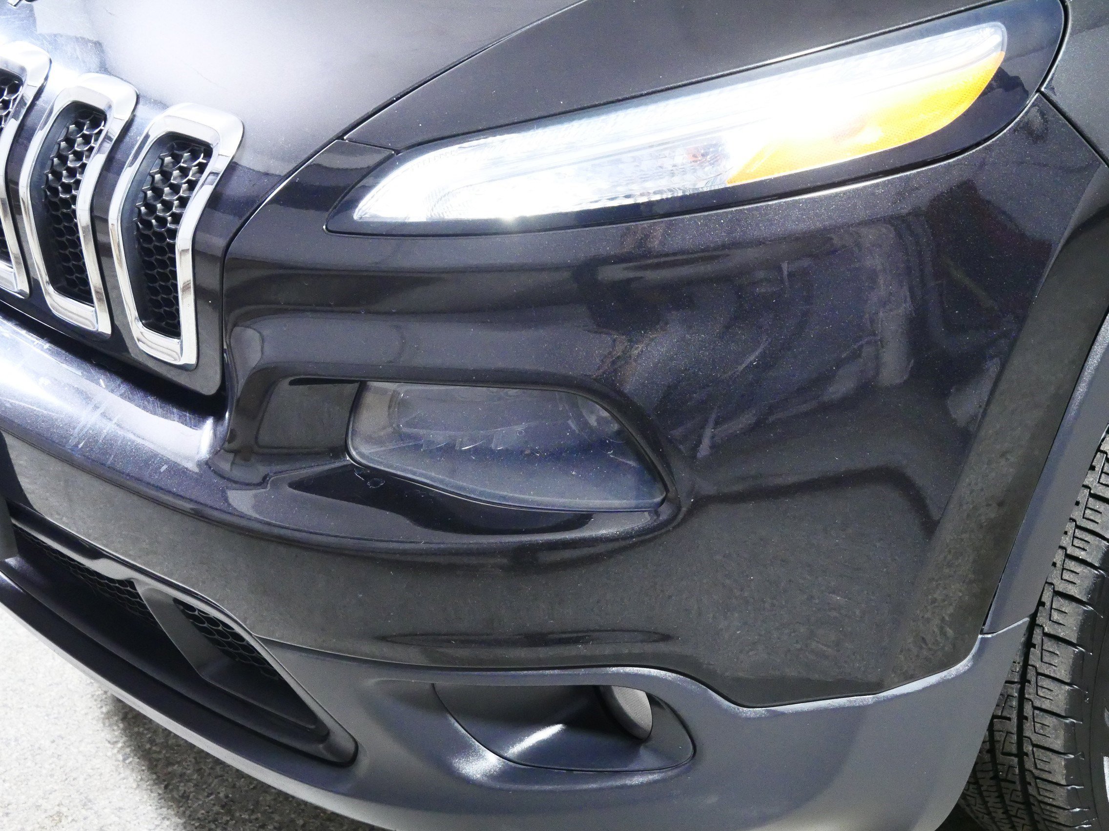 Used 2015 Jeep Cherokee Latitude w/ Comfort/Convenience Group image 16