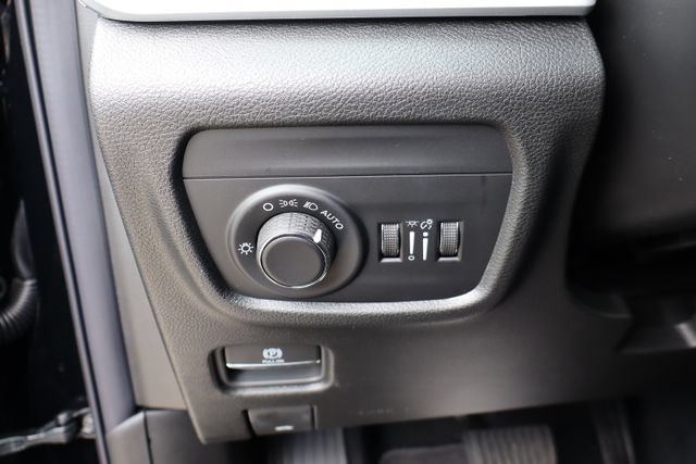 New 2026 Jeep Grand Cherokee Laredo AWD/4WD image 12