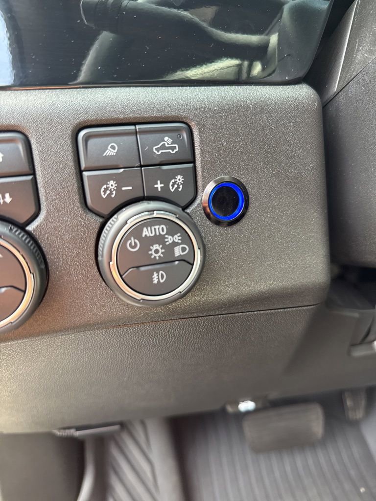 Used 2024 Chevrolet Silverado 3500 LTZ AWD/4WD image 61