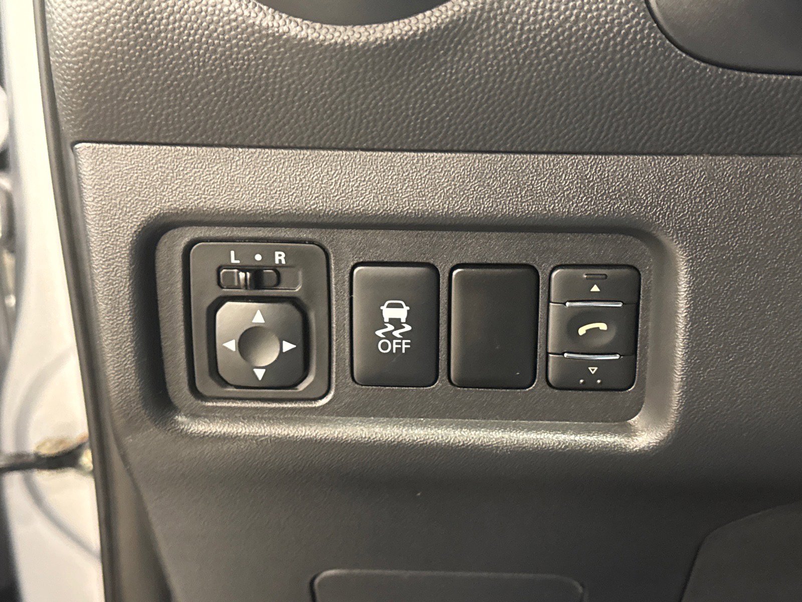 Used 2017 Mitsubishi Mirage G4 ES FWD image 10