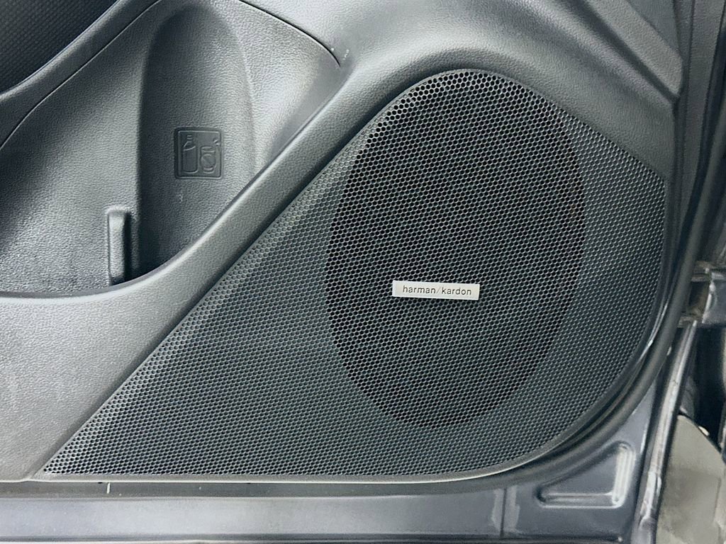 Used 2023 Subaru Forester Touring image 19