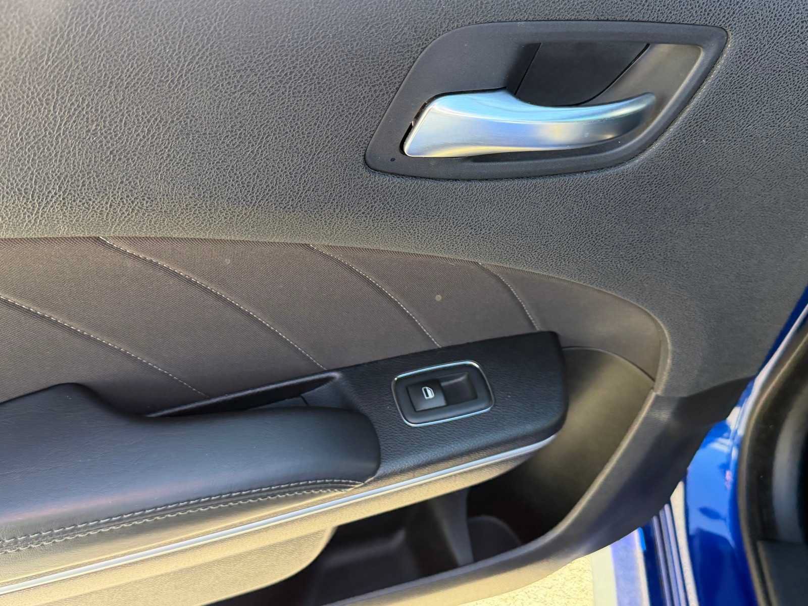 Used 2019 Dodge Charger SXT RWD image 24