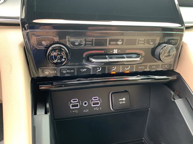 New 2025 Jeep Grand Cherokee Limited w/ Black Appearance Package image 25