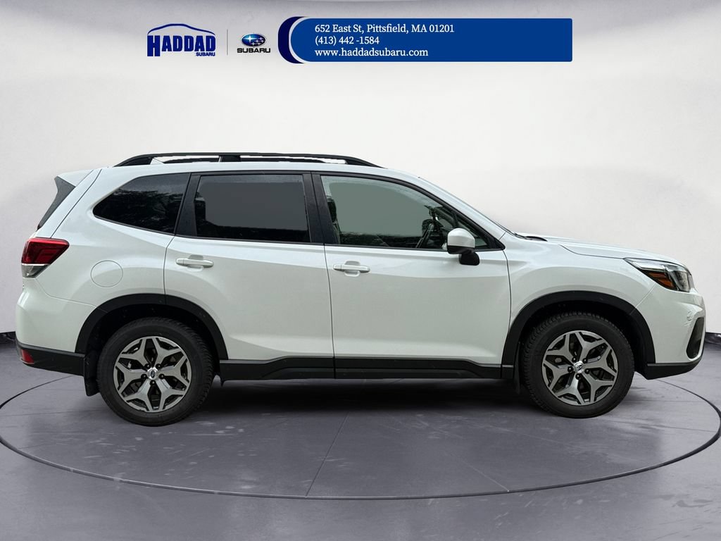 Used 2021 Subaru Forester Premium AWD/4WD image 7