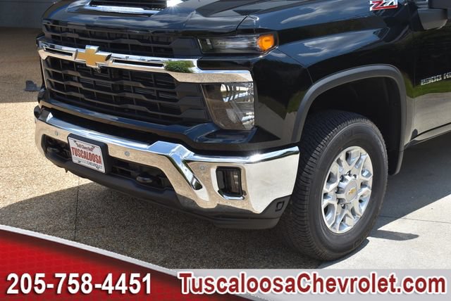 New 2026 Chevrolet Silverado 2500 LT w/ All Star Edition AWD/4WD image 32