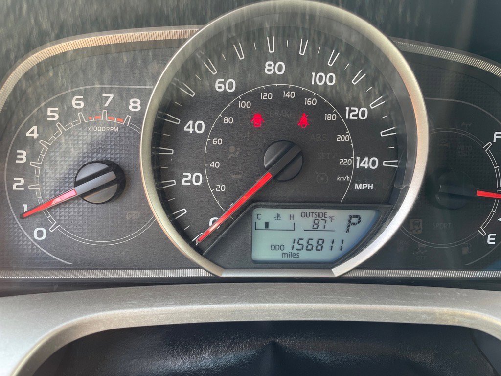 Used 2015 Toyota RAV4 LE image 16