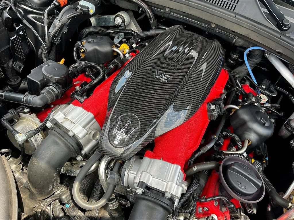Used 2021 Maserati Ghibli Trofeo RWD image 30