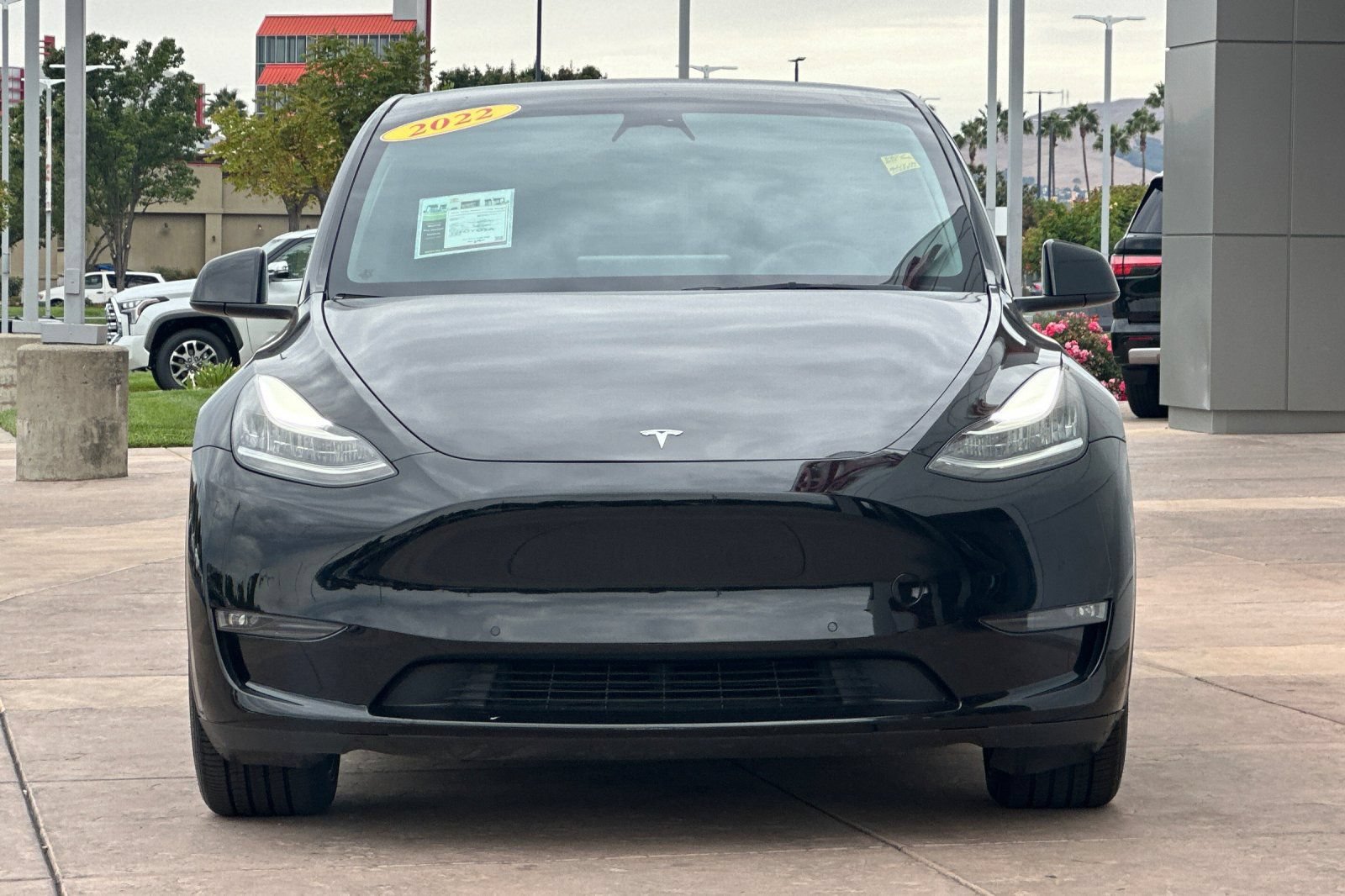 Used 2022 Tesla Model Y Long Range AWD/4WD image 10
