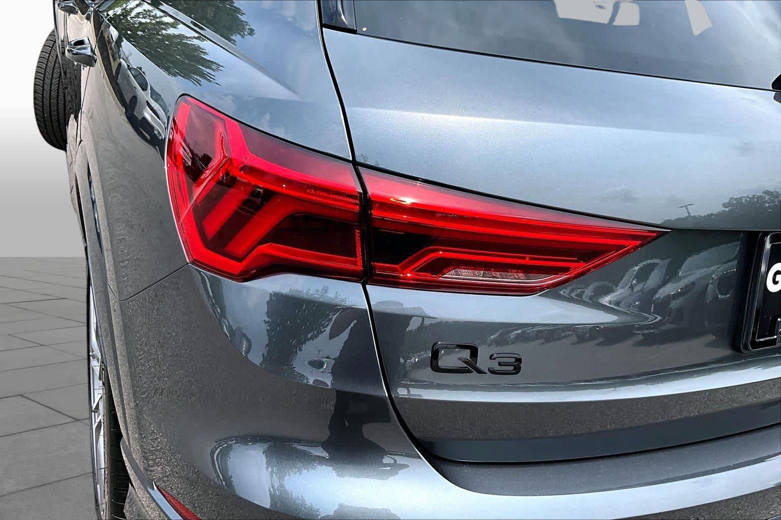 Used 2025 Audi Q3 2.0T Premium Plus AWD/4WD image 30