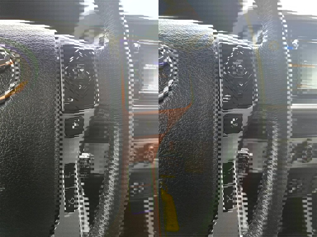 Used 2018 Toyota Tacoma 4x4 Double Cab image 19