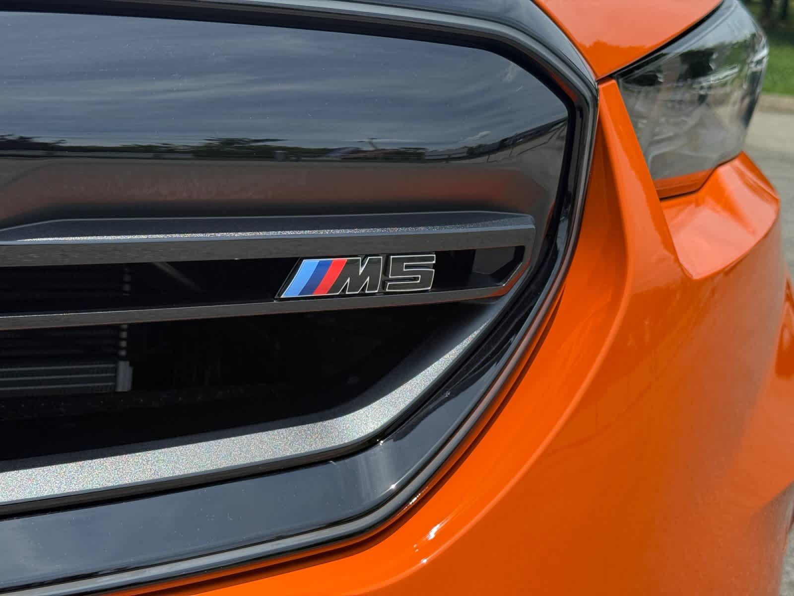 New 2027 BMW M5 w/ Executive Package AWD/4WD image 10