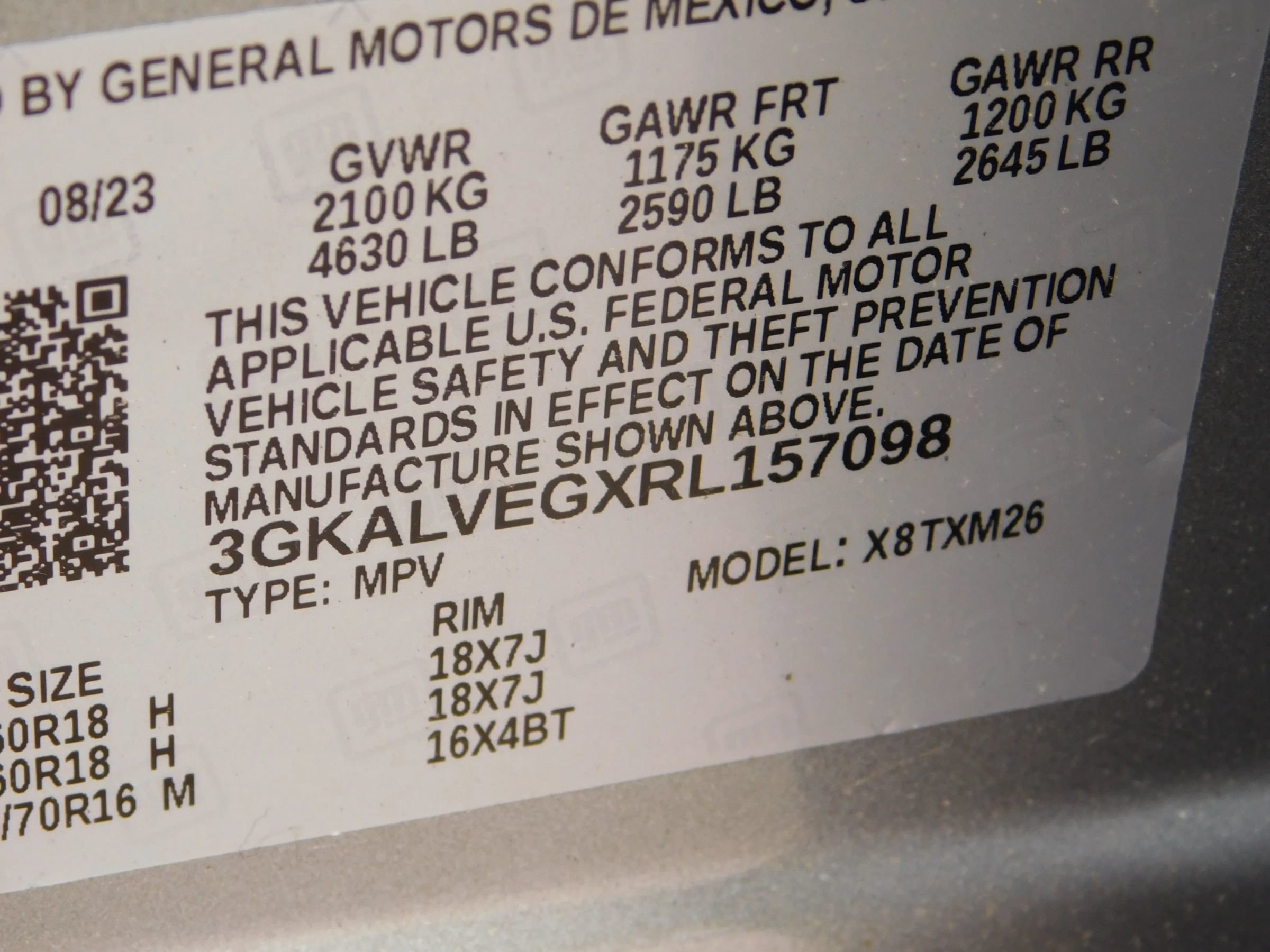 Used 2024 GMC Terrain SLT AWD/4WD image 25