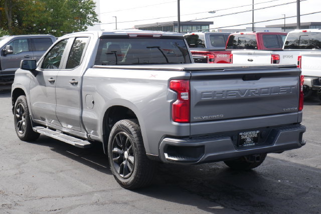 Used 2020 Chevrolet Silverado 1500 Custom w/ Custom Value Package AWD/4WD image 8