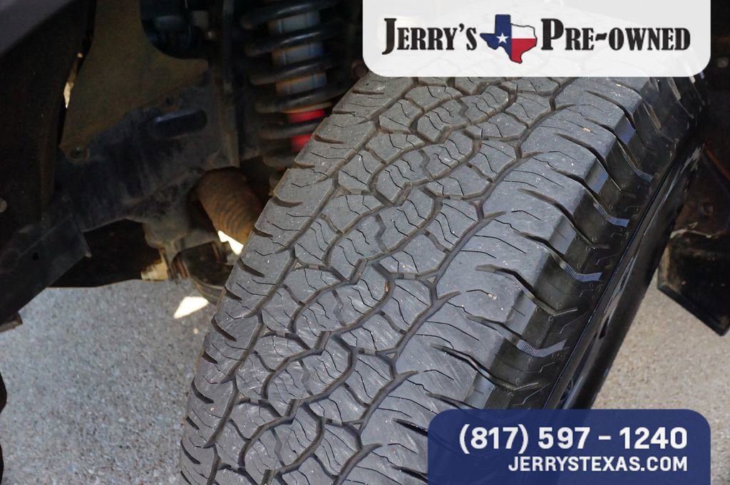 Used 2024 Toyota Tacoma TRD Off-Road image 8