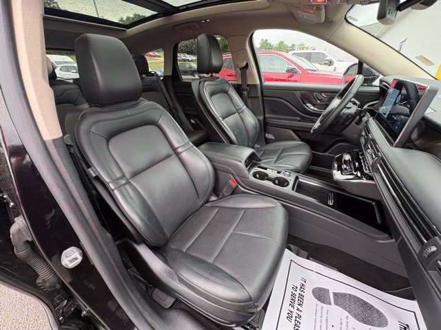 Used 2025 Lincoln Corsair Grand Touring w/ Equipment Group 301A AWD/4WD image 30