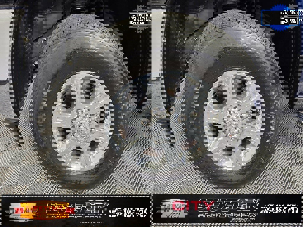 Used 2024 RAM 2500 Big Horn w/ Bed Utility Group image 11