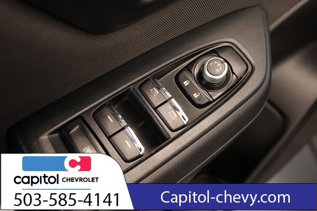 Used 2025 Subaru Forester Premium AWD/4WD image 11