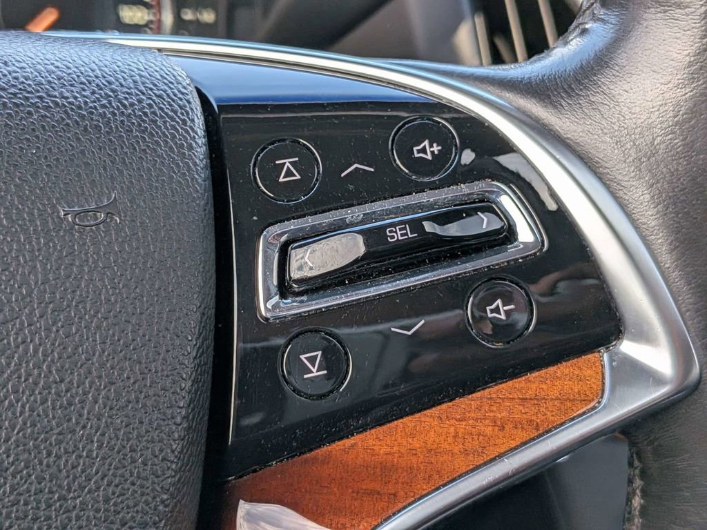 Used 2015 Cadillac Escalade ESV Luxury image 28