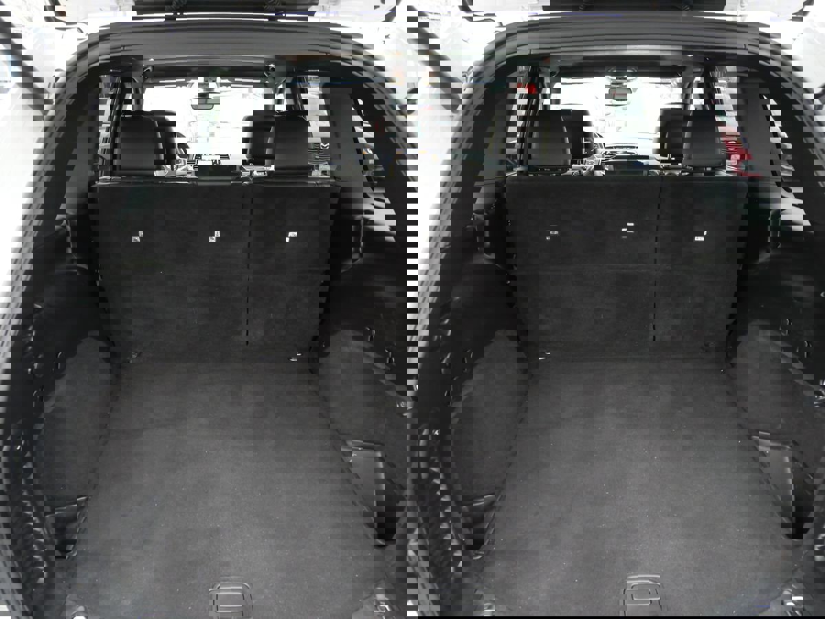 Used 2021 Jeep Grand Cherokee Limited w/ Trailer Tow Group IV image 22