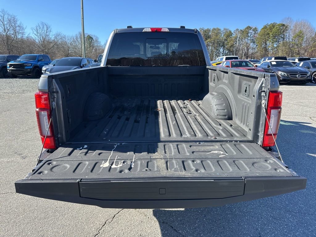 Used 2022 Ford F250 Lariat w/ Black Appearance Package image 30