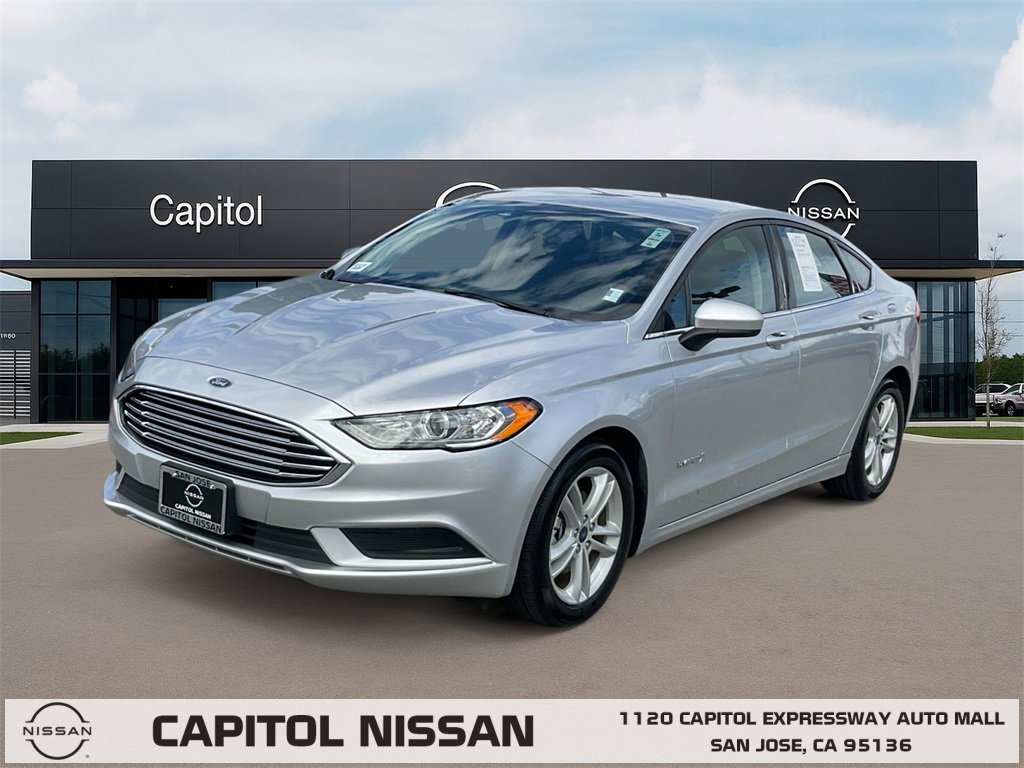 Used 2018 Ford Fusion SE