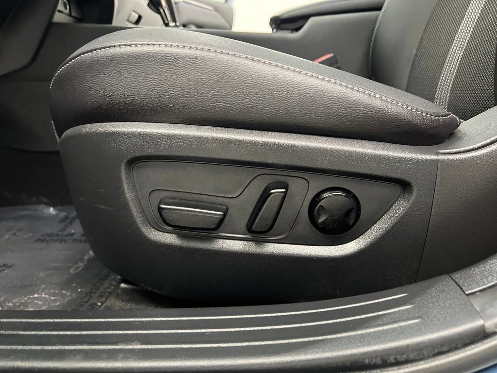 Used 2025 MAZDA CX-50 AWD 2.5 S w/ Premium Package image 13