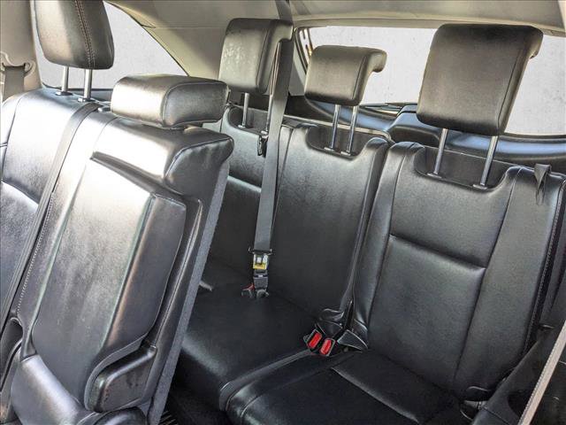 Used 2019 Toyota Highlander XLE image 19