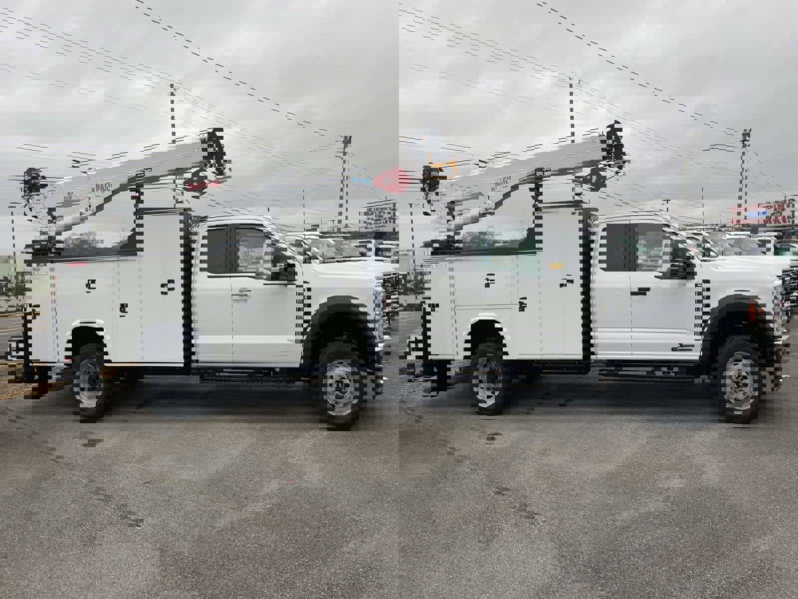 New 2026 Ford F550 4x4 Supercab Super Duty image 2