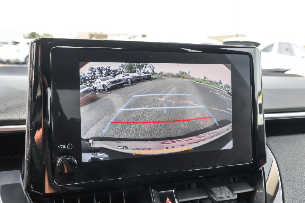Used 2024 Toyota Corolla LE FWD image 7