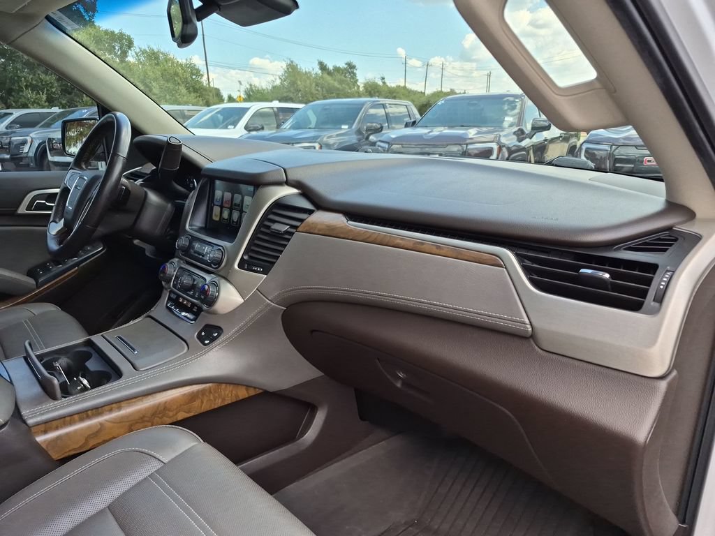 Used 2019 GMC Yukon XL Denali w/ Denali Ultimate Package AWD/4WD image 42