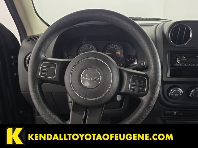 Used 2016 Jeep Patriot Sport w/ Power Value Group FWD image 13