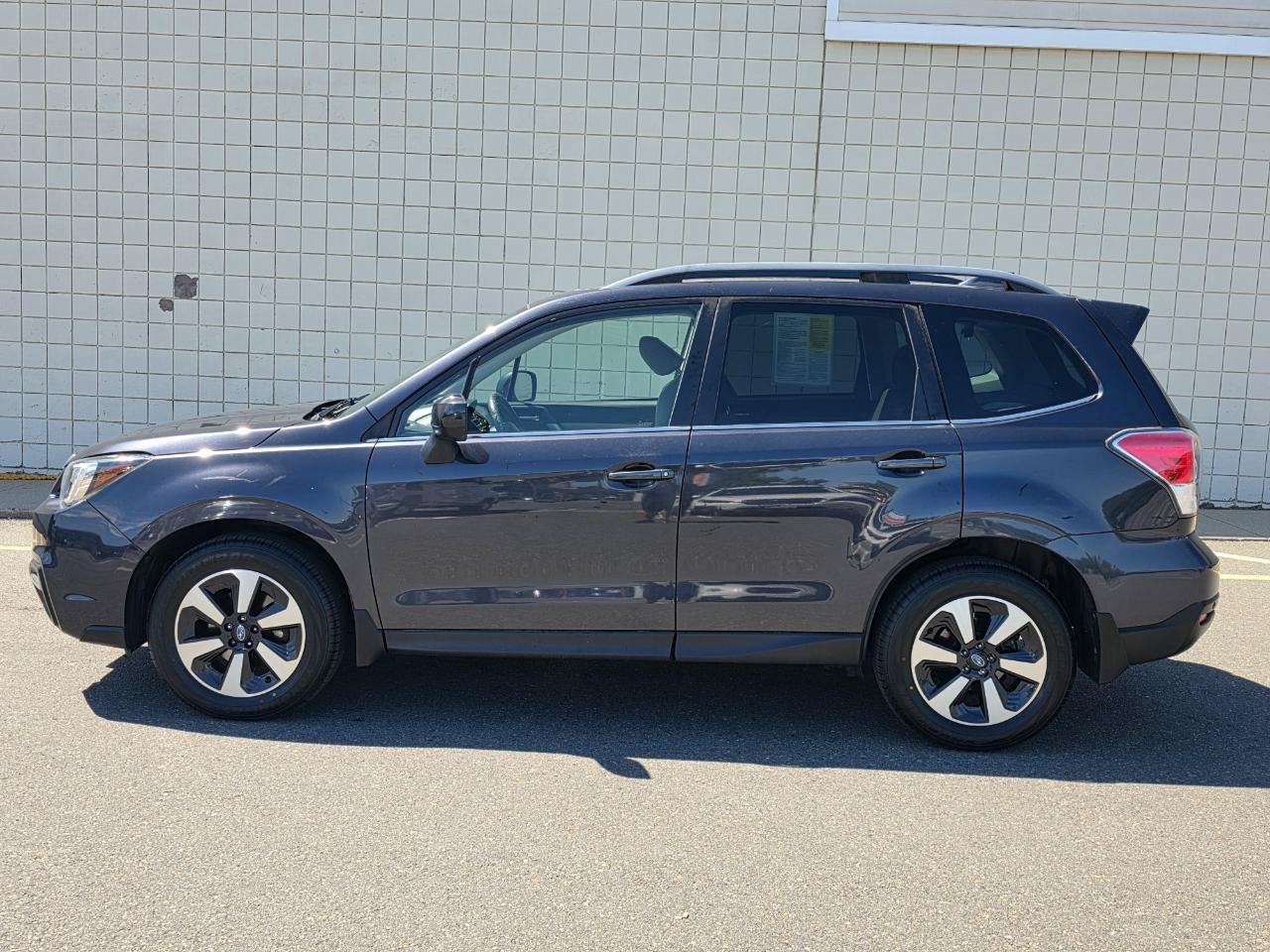 Used 2017 Subaru Forester 2.5i Limited AWD/4WD image 4