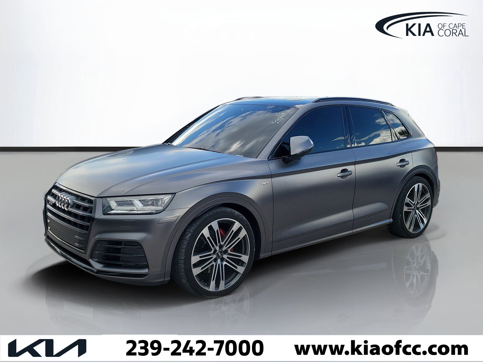 Used 2018 Audi SQ5 Premium Plus w/ S Sport Package AWD/4WD image 3