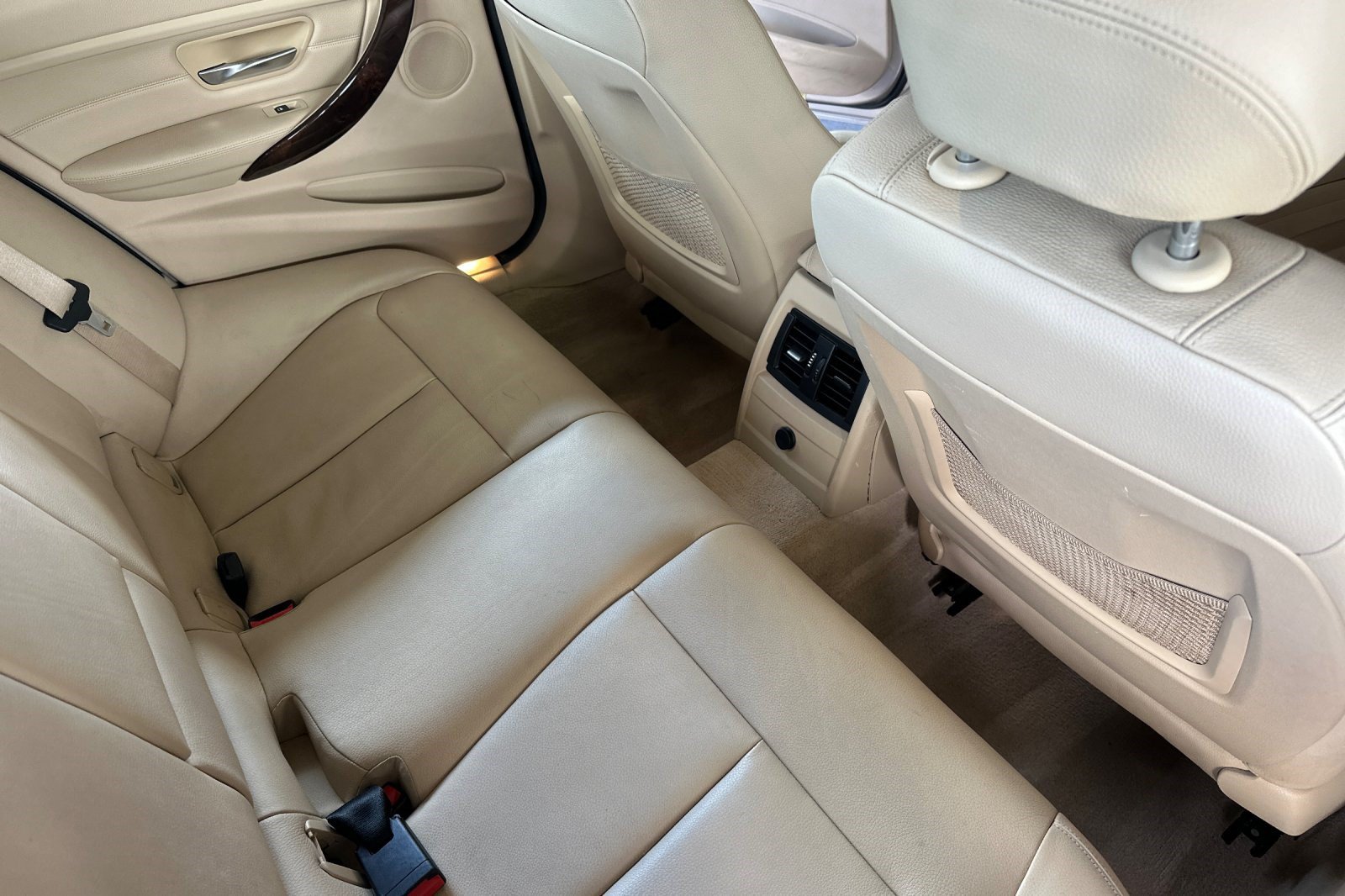 Used 2015 BMW 328i Sedan RWD image 46