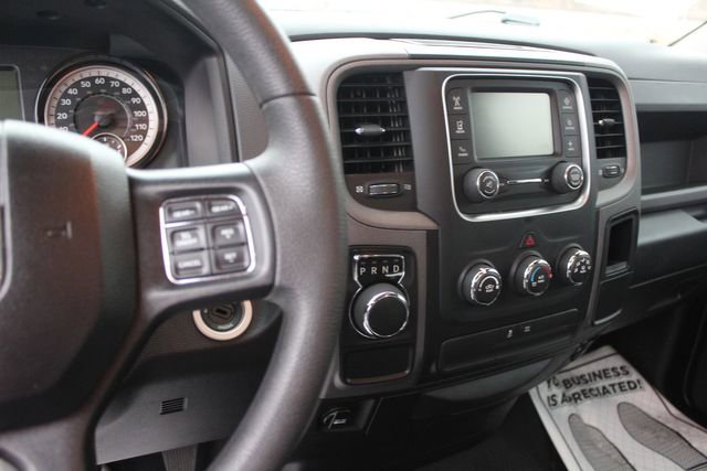 Used 2018 RAM 1500 Express w/ Black Ram 1500 Express Group RWD image 20