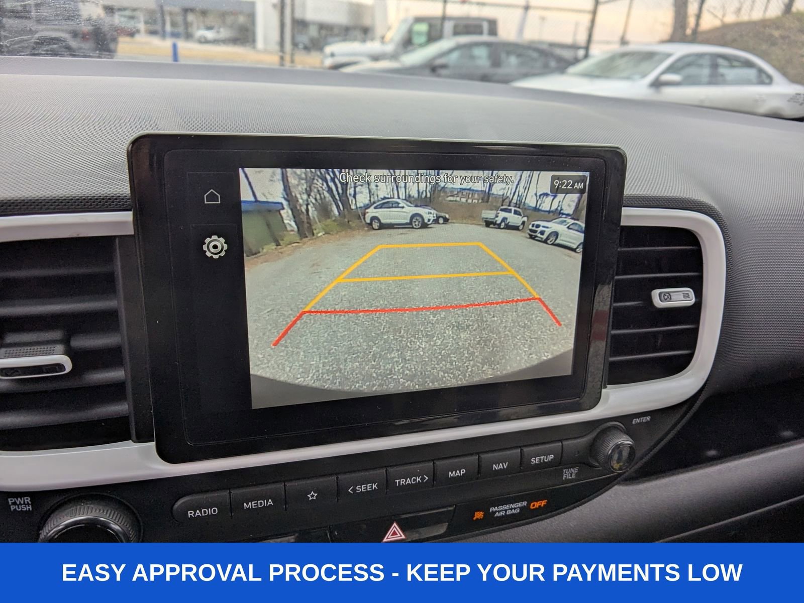 Used 2024 Hyundai Venue Limited image 26