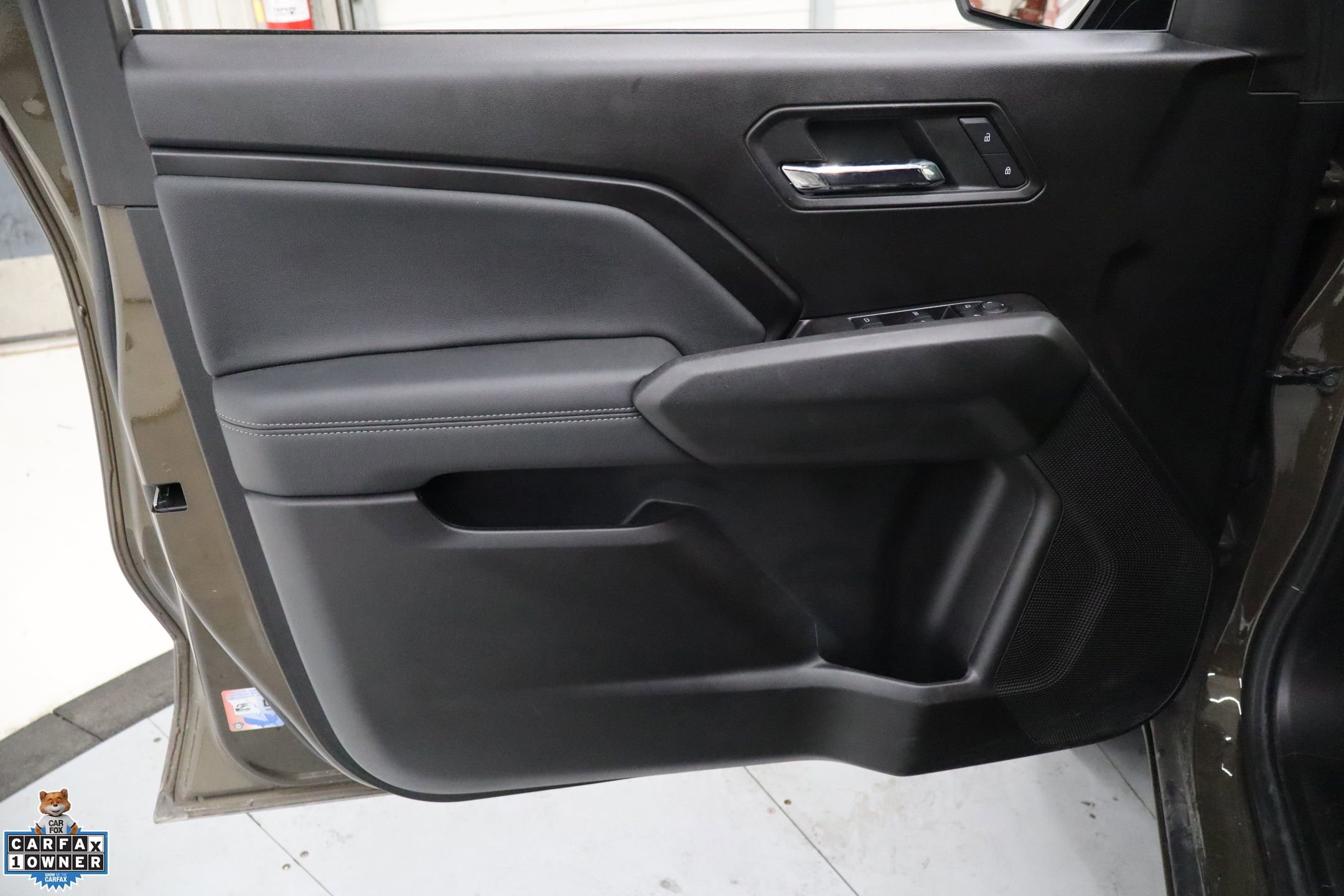 Used 2024 Chevrolet Colorado LT w/ LT Convenience Package image 14