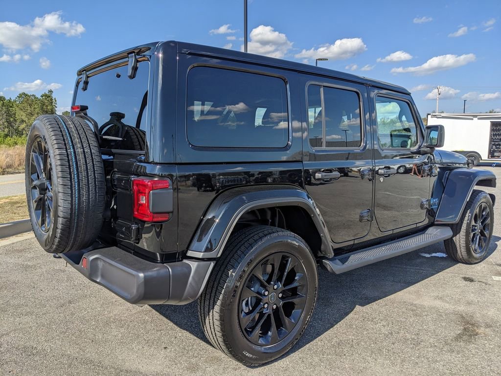 Certified 2025 Jeep Wrangler Unlimited Sahara image 20