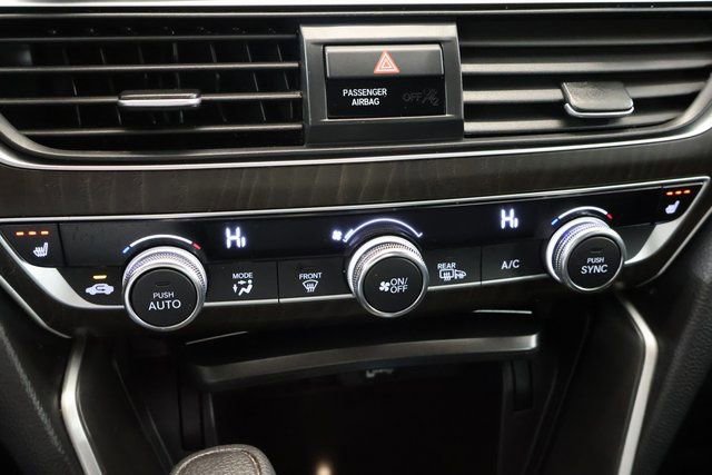 Used 2018 Honda Accord EX image 21