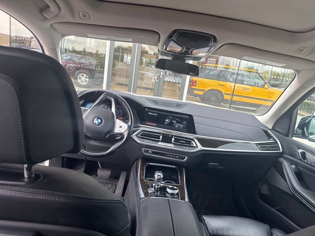 Used 2019 BMW X7 xDrive40i w/ Premium Package AWD/4WD image 14