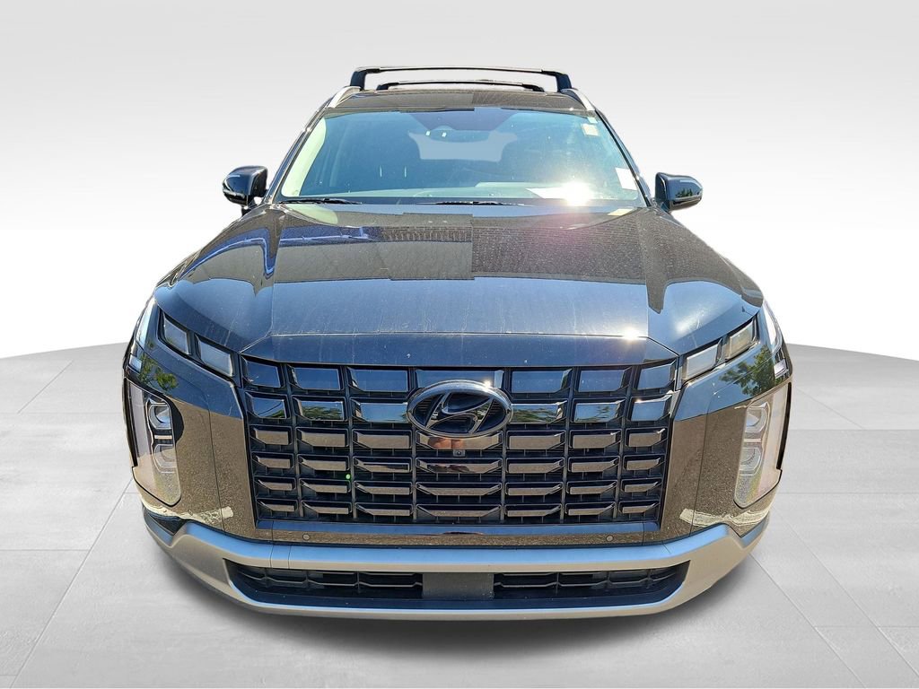 Used 2023 Hyundai Palisade Limited FWD image 2