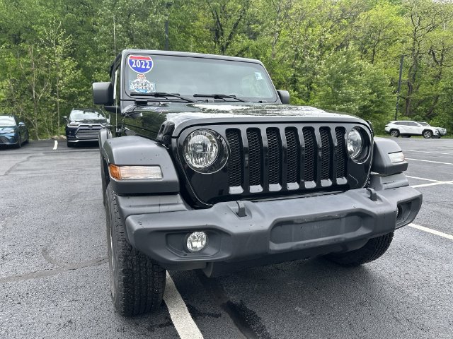 Used 2022 Jeep Wrangler Sport AWD/4WD image 12