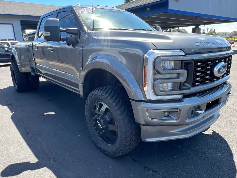 Used 2024 Ford F450 Lariat w/ Lariat Ultimate Package AWD/4WD image 4