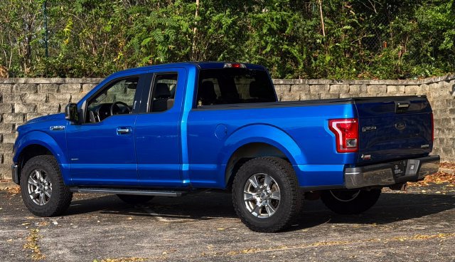 Used 2015 Ford F150 XLT w/ Equipment Group 301A Mid RWD image 12