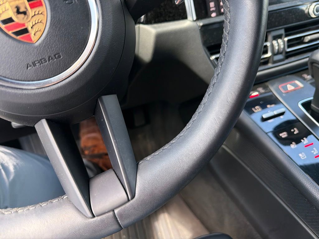 Used 2023 Porsche Macan AWD/4WD image 9