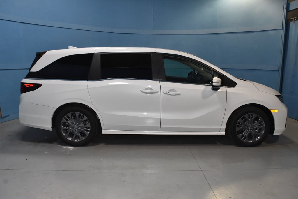 Used 2026 Honda Odyssey Touring image 24